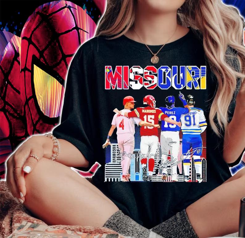 Official MISSOURI Yadier Molina Patrick Mahomes Salvador Perez And Vladimir Tarasenko Signatures Shirt_ woman shirt