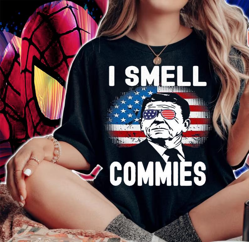 Funny Reagan Political Humor I Smell Commies Reaganomics T-Shirt