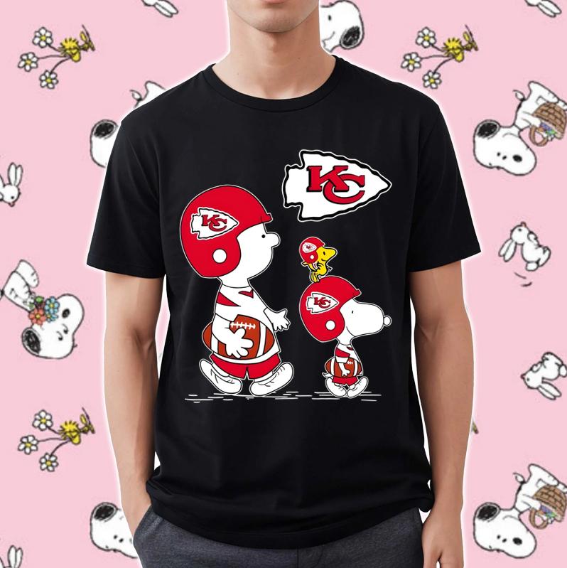 Snoopy Charlie Brown And Woodstock Kansas City Chiefs Logo Shirt