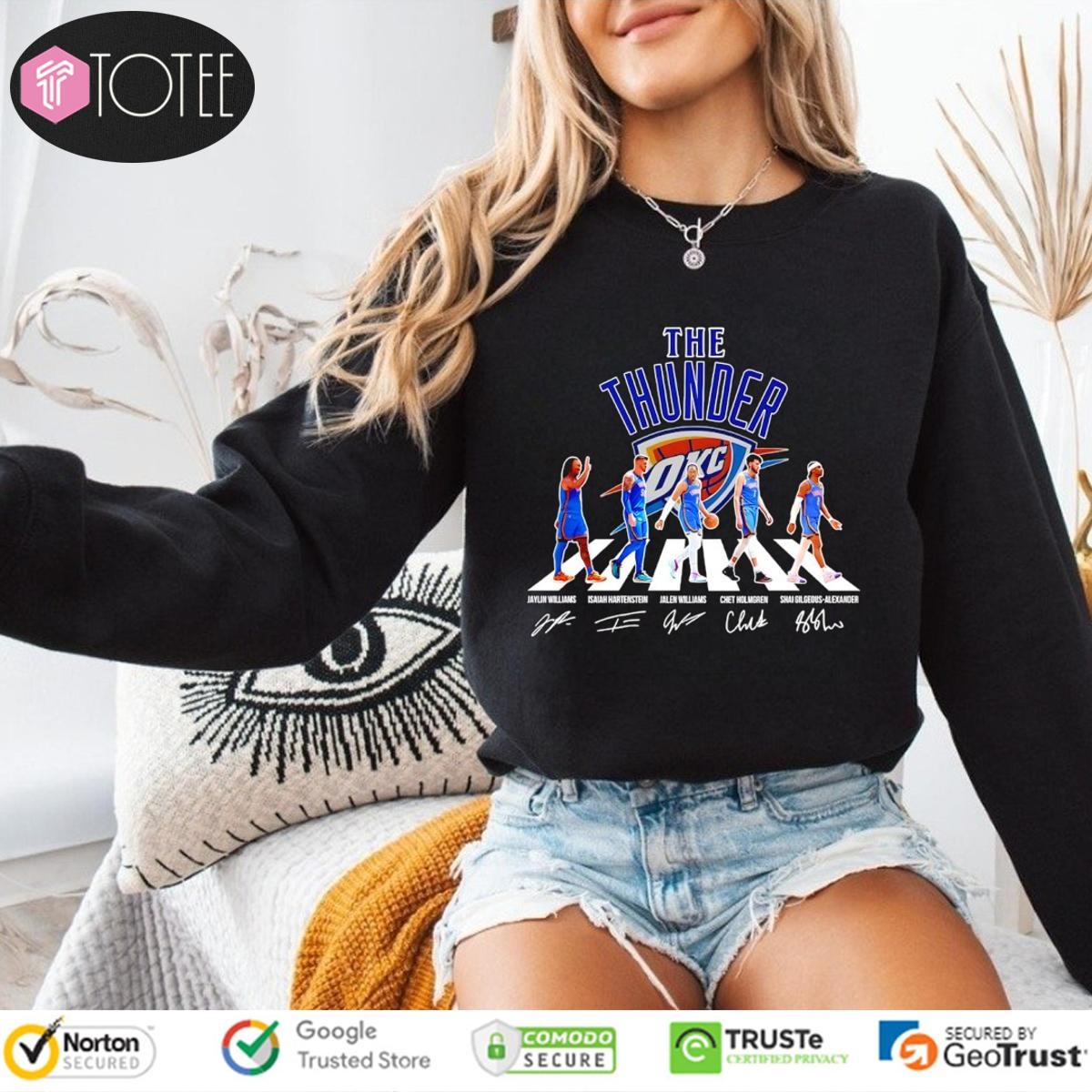 Sweatshirt Sweatshirt